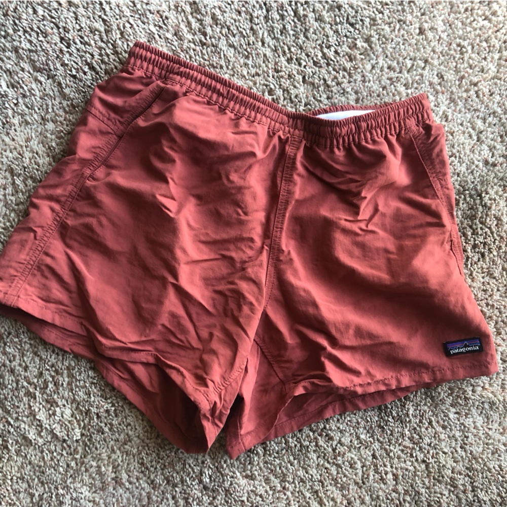 Patagonia Barely Baggies 2.5" inseam - small, rust color